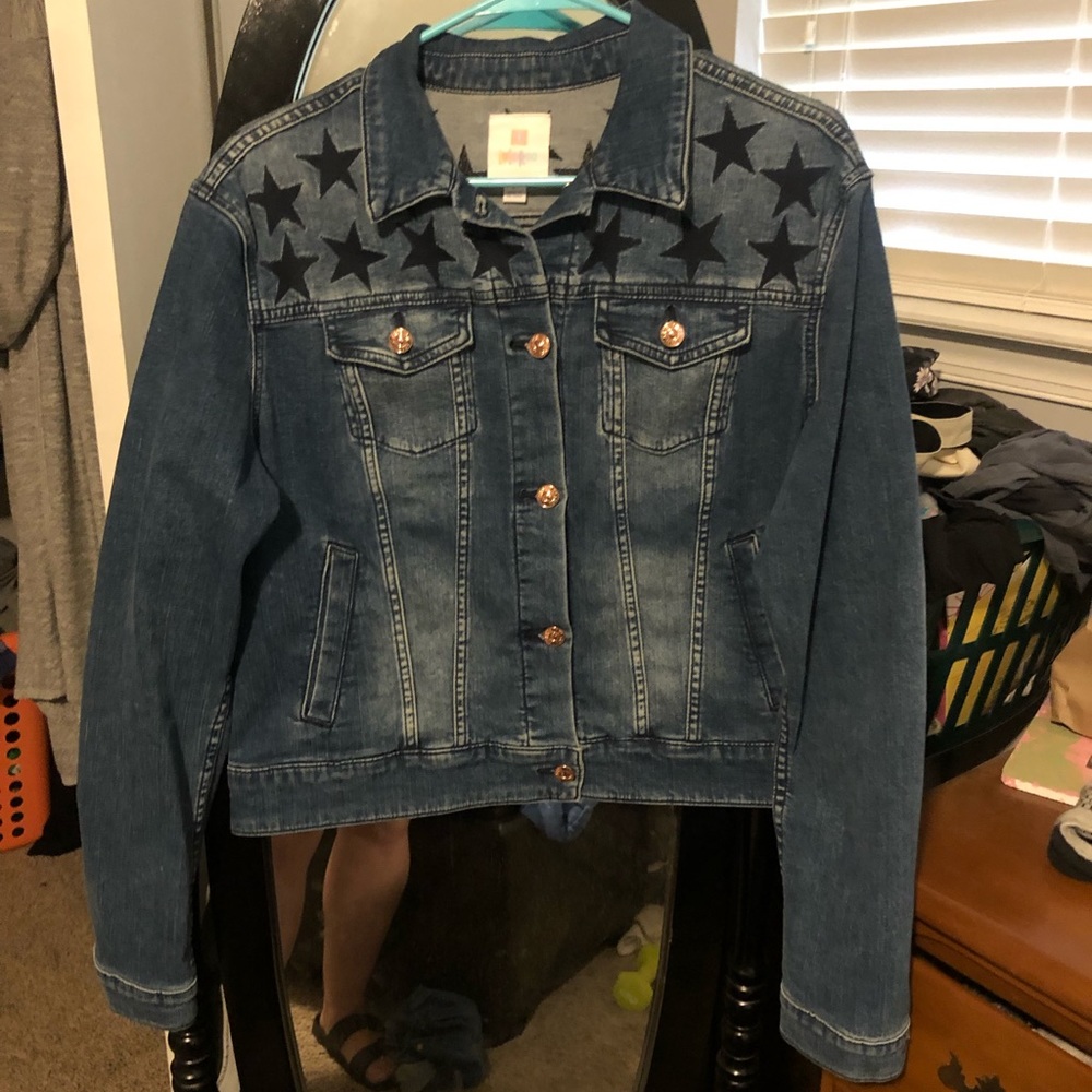 LuLaRoe “Harvey” denim jacket with starts